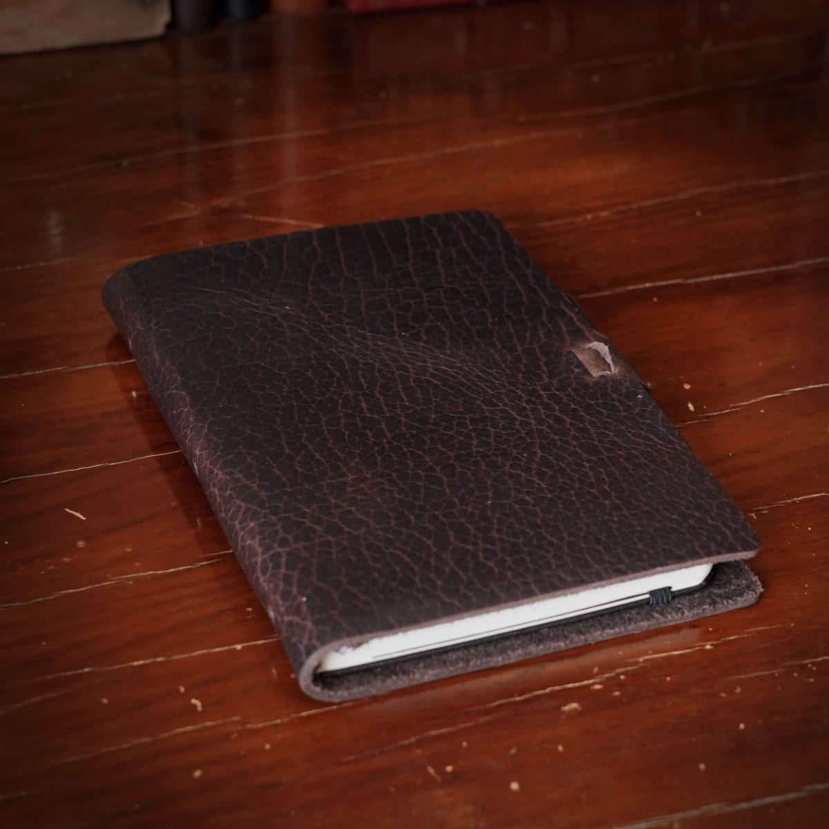 Signature Collection - Classic Cut - Refillable Leather Journal