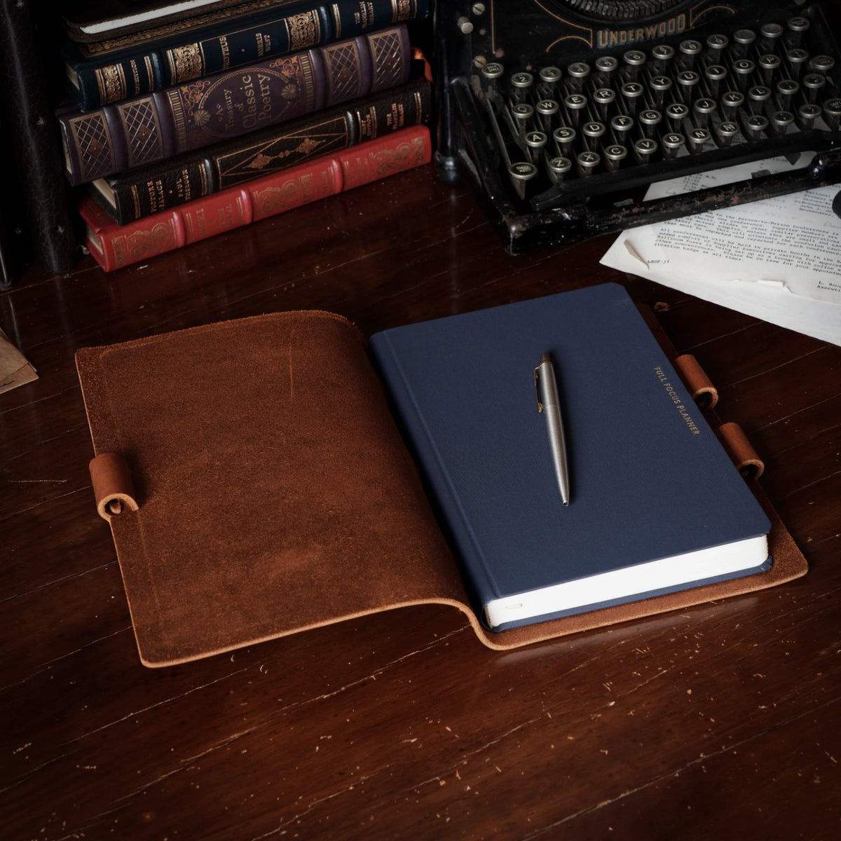 Focus Cut - Refillable Leather Journal