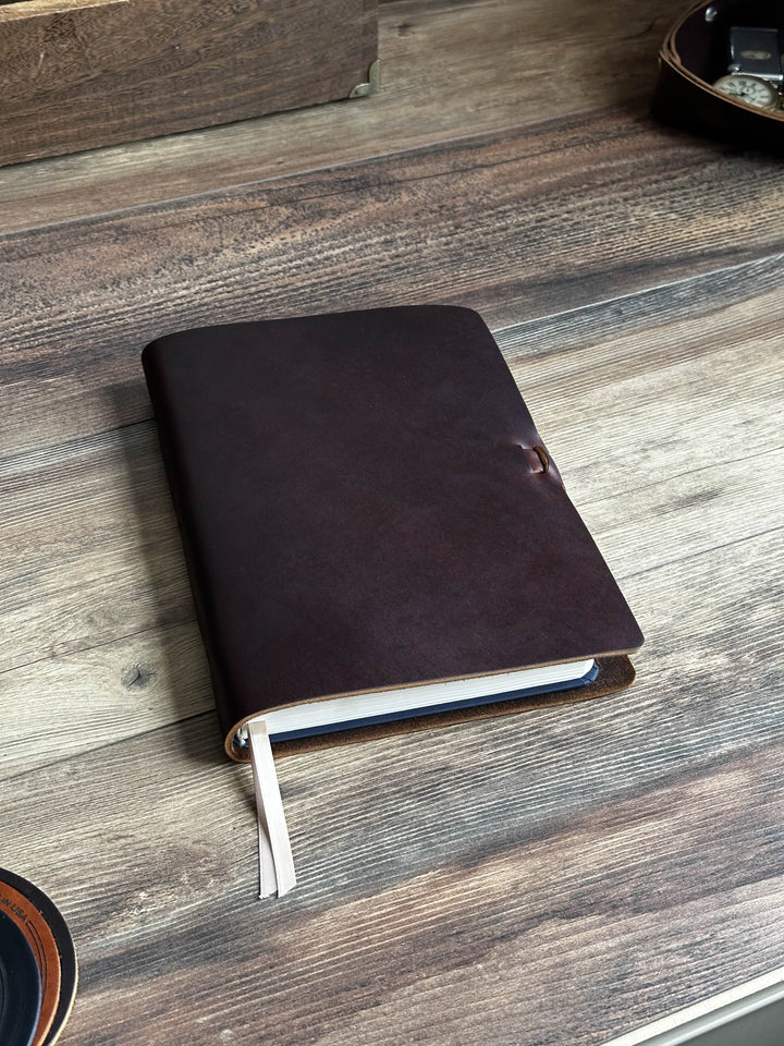 Focus Cut - Refillable Leather Journal