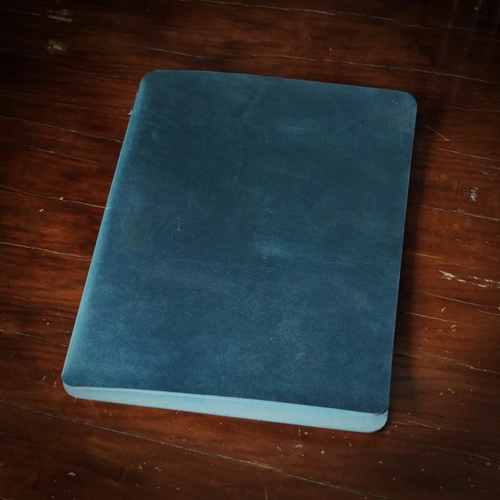 Director Cut - Limited Edition Drop 074