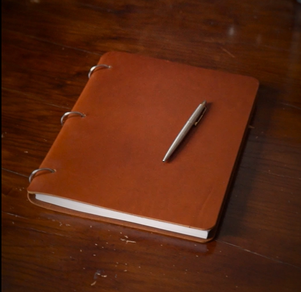 Slim Cut - Refillable Leather Binder