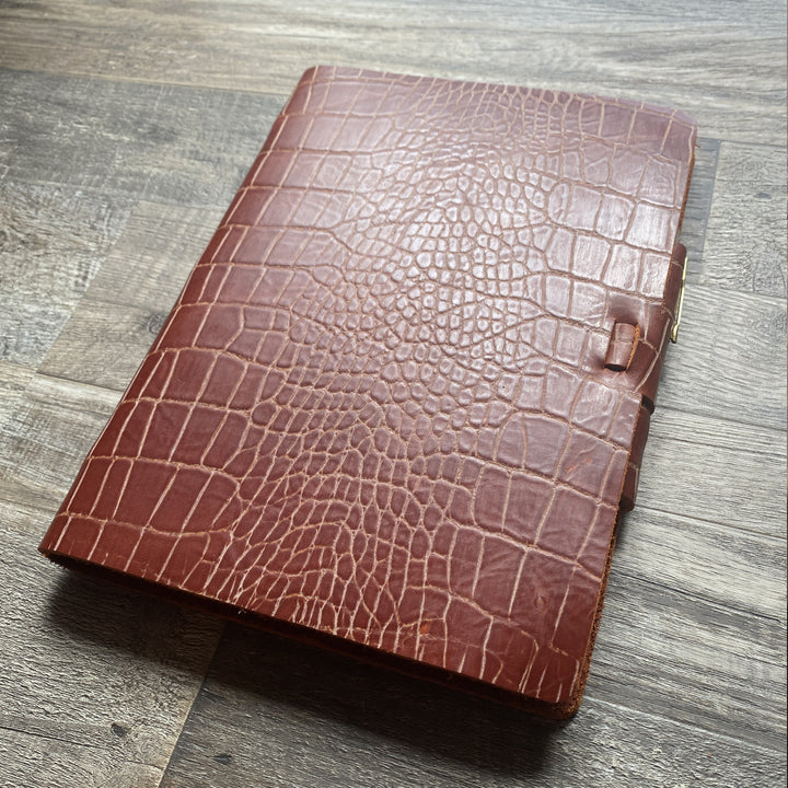 Gator - Special Edition - Metric Cut Journal